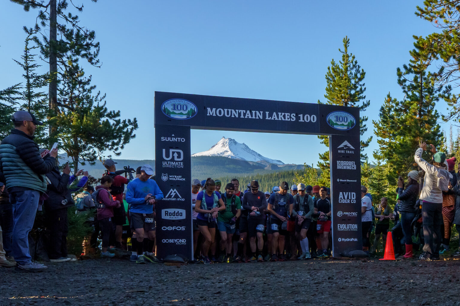 Trail Races in Oregon and Washington Go Beyond Racing